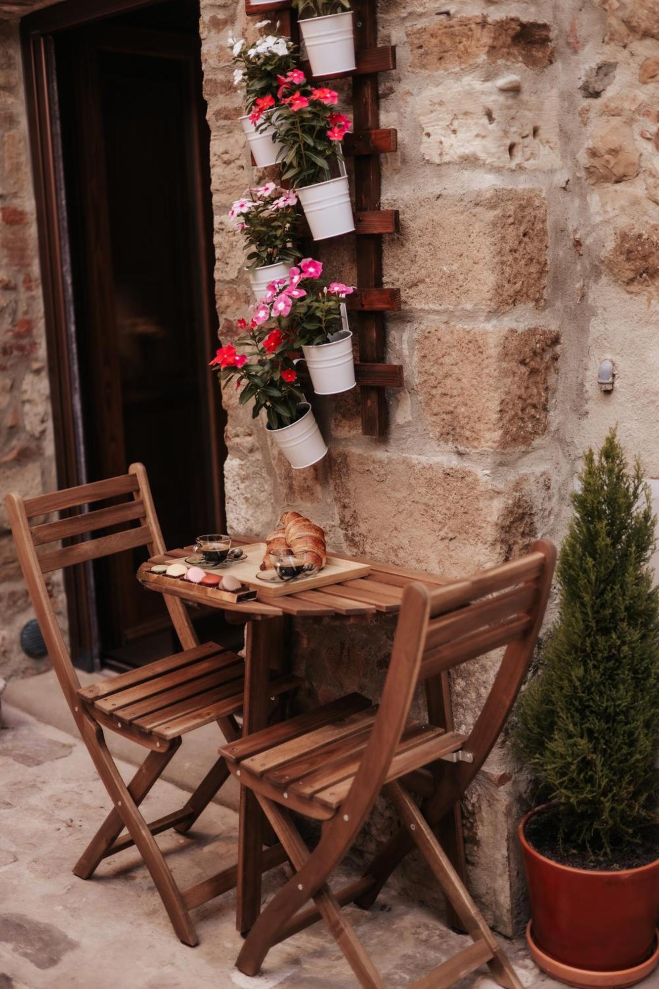 Donna Laura - San Quirico dʼOrcia